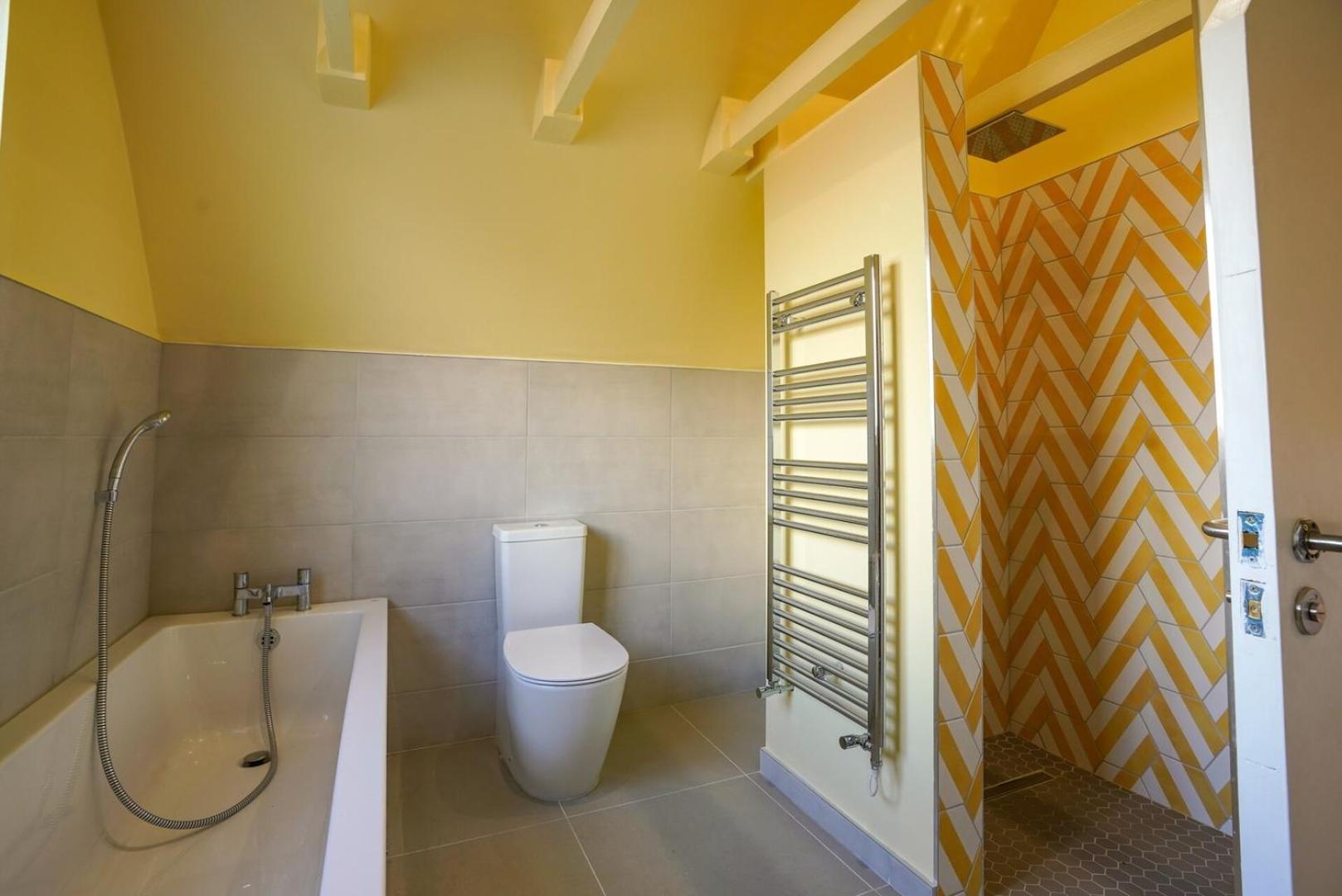 Unique 5Bd Farm House Perfect For Relaxing Ίπσουιτς Εξωτερικό φωτογραφία