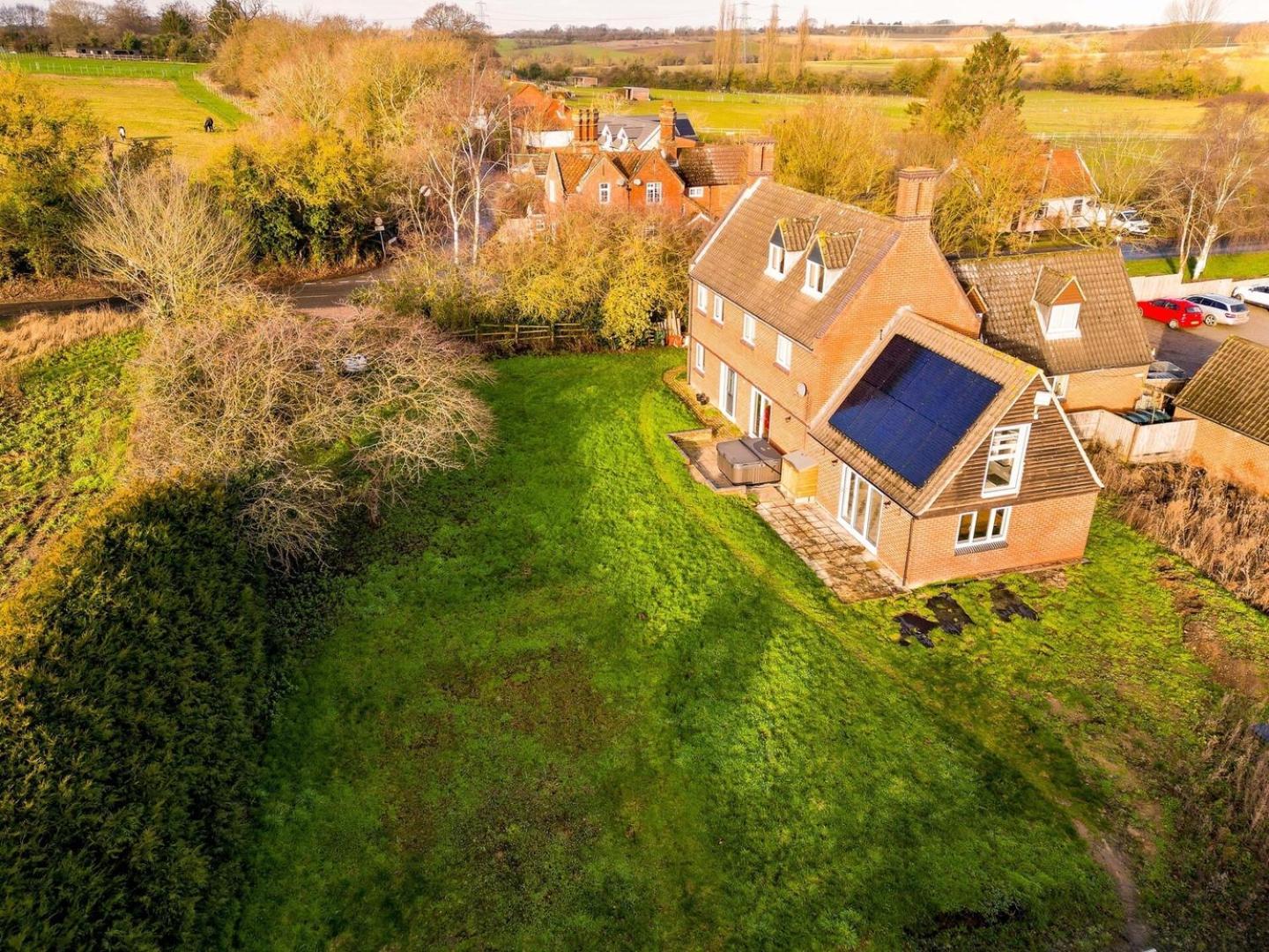Unique 5Bd Farm House Perfect For Relaxing Ίπσουιτς Εξωτερικό φωτογραφία